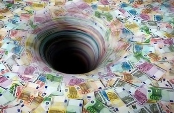 χρέος μαύρη τρύπα ευρώ